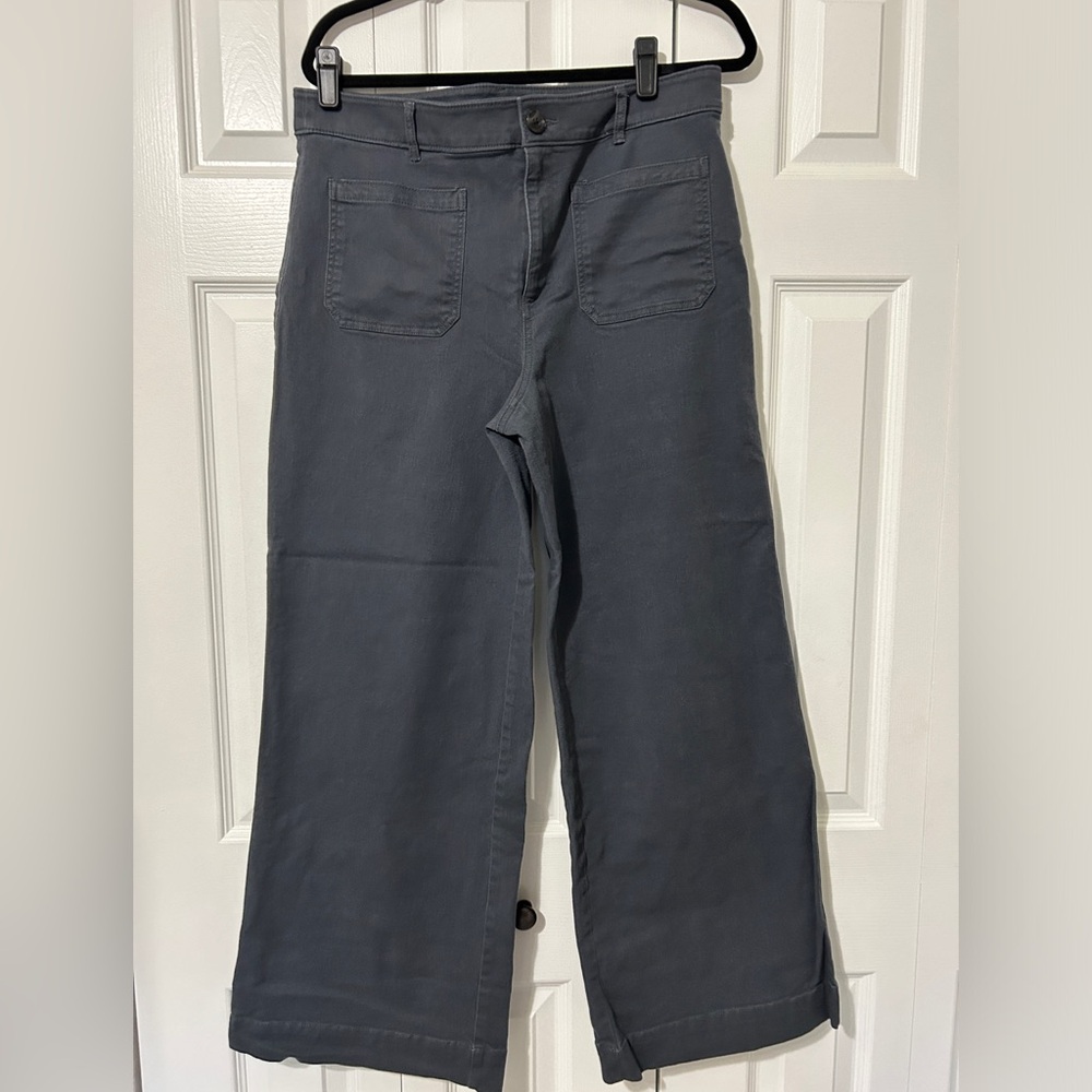 Ann taylor Loft wide leg soft trouser, new but without tags